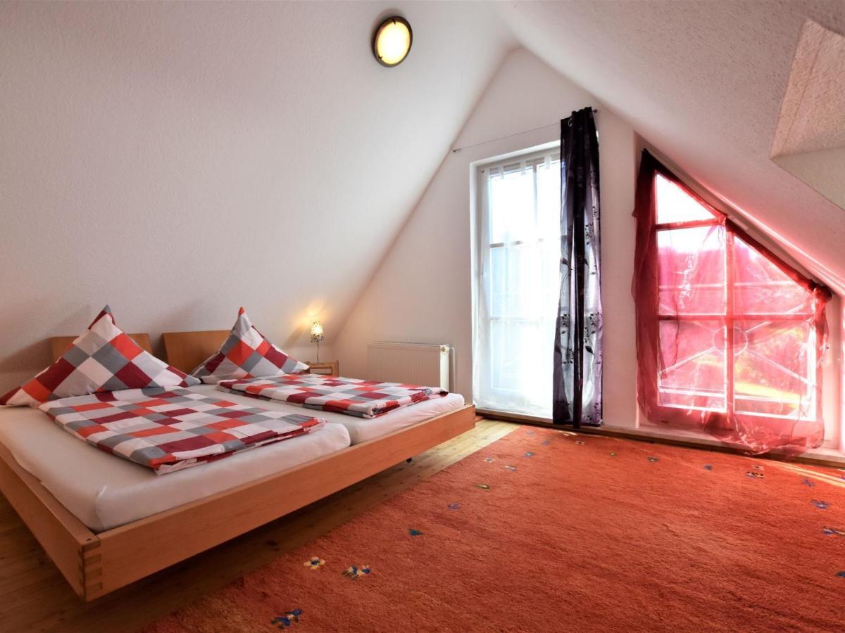 4 Room Holiday Apartment With Garden Kossau Pokój zdjęcie